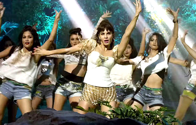 /media/k2/galleries/55392/A-Flying-Jatt-Movie-Stills-05