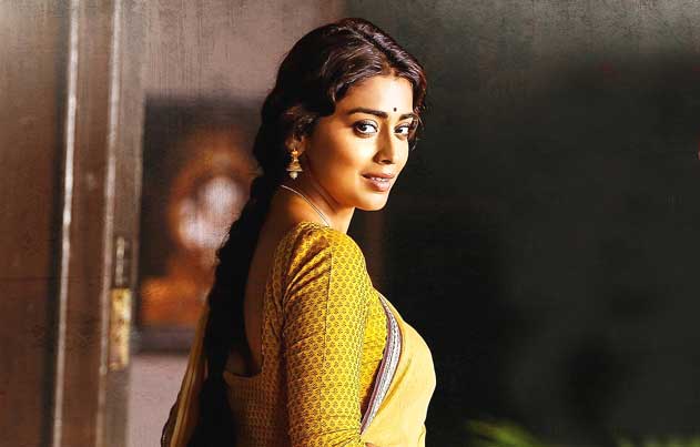 /media/k2/galleries/64724/Gayatri-Movie-Stills-02