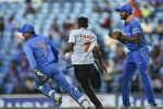 ms dhoni fan, ms dhoni, watch ms dhoni makes fan chase after him, India vs australia