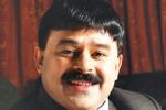 Indian man living on terrace, Indian man living on terrace, indian philanthropist gives rs 10 lakh to compatriot living on terrace in uae, Eul