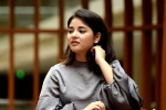 Zaira Wasim in Dangal, Zaira Wasim, zaira wasim quits bollywood to focus on her faith islam, Dangal