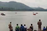 Boat tragedy in Andhra Pradesh, Godavari boat tragedy, 30 people feared missing as boat capsizes in godavari river, Polavaram