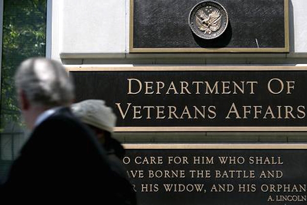 Florida orders probe into federal hospitals},{Florida orders probe into federal hospitals