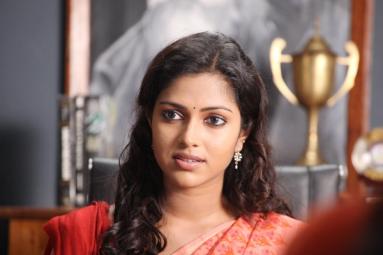 Amala Paul should continue films, says Suriya