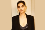 Sonam Kapoor updates, Sonam Kapoor latest, sonam flaunts off her curves, Cleavage