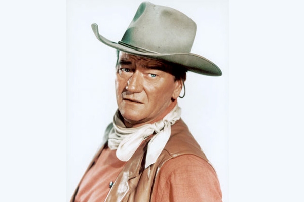 John Wayne},{John Wayne